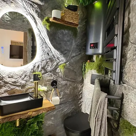 Jungle Atypique Avec Salle De Bain Grotte Cour Privee Centre *